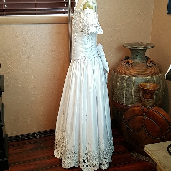 Handmade first communion dress - Picture 4 of 8